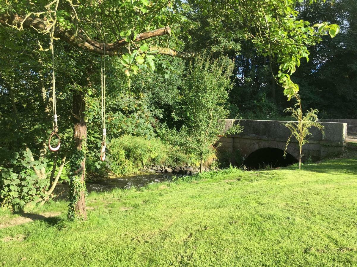 Maesbury Riverside Озуэстри Экстерьер фото